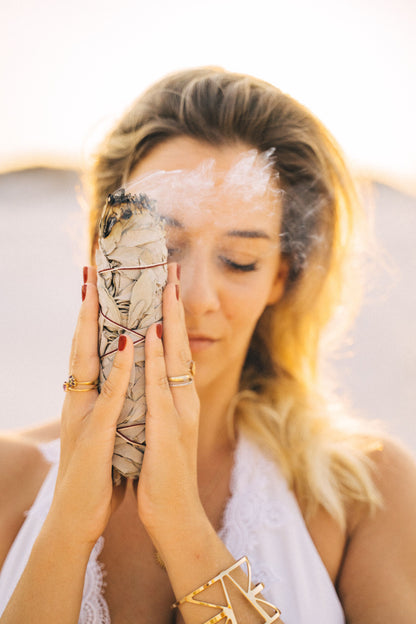 Chakra Floral White Sage